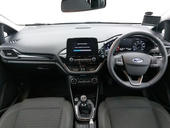 Used Ford Fiesta 2018 for sale - 77873888: Photo