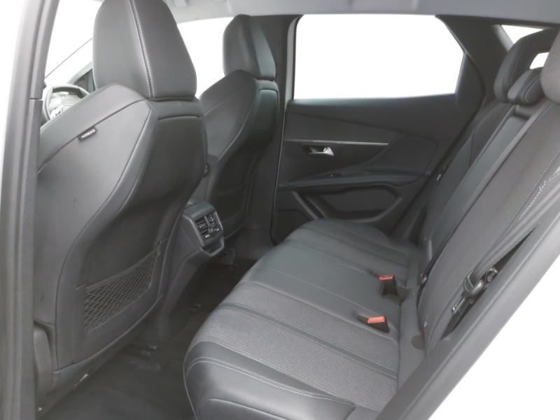 Used Peugeot 3008 2022 for sale - 76537348: Photo 6