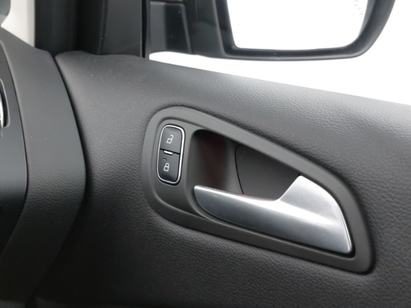 Used Ford C-Max 2017 for sale - 76737163: Photo 18