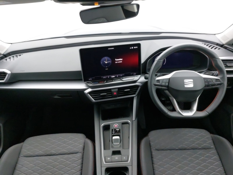 Used SEAT Leon 2025 for sale - 76959315: Photo 2