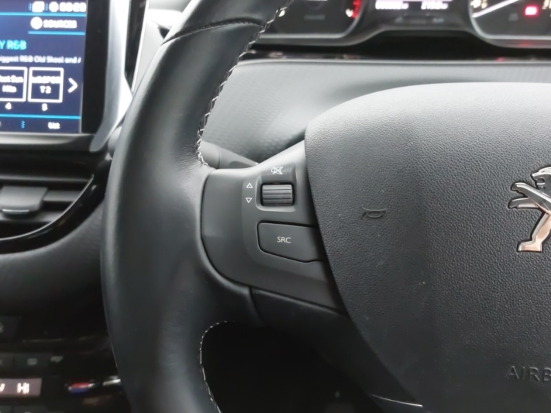 Used Peugeot 208 2019 for sale - 76393133: Photo 16