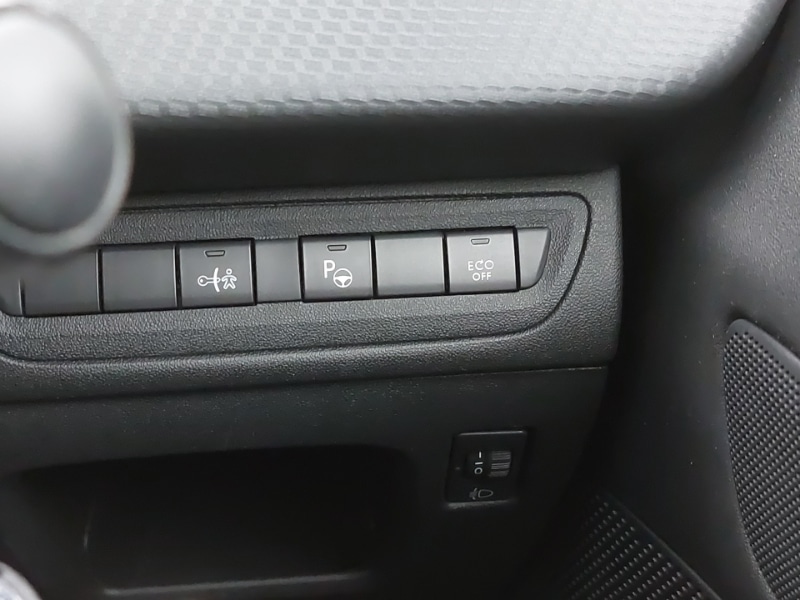 Used Peugeot 208 2019 for sale - 76393133: Photo 18