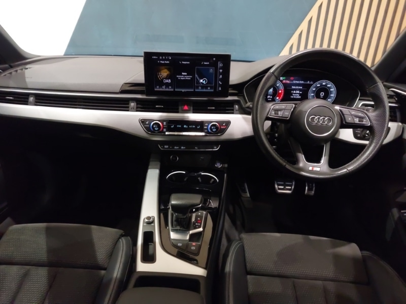 Used Audi A4 2021 for sale - 76365678: Photo 2