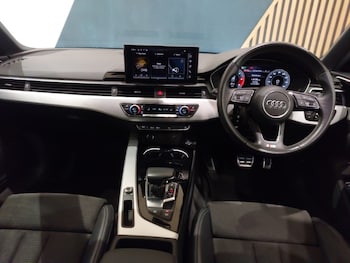 Used Audi A4 2021 for sale - 76365678: Photo