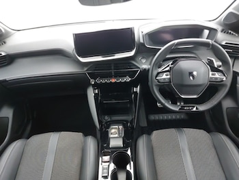 Used Peugeot 208 2024 for sale - 76275876: Photo 2
