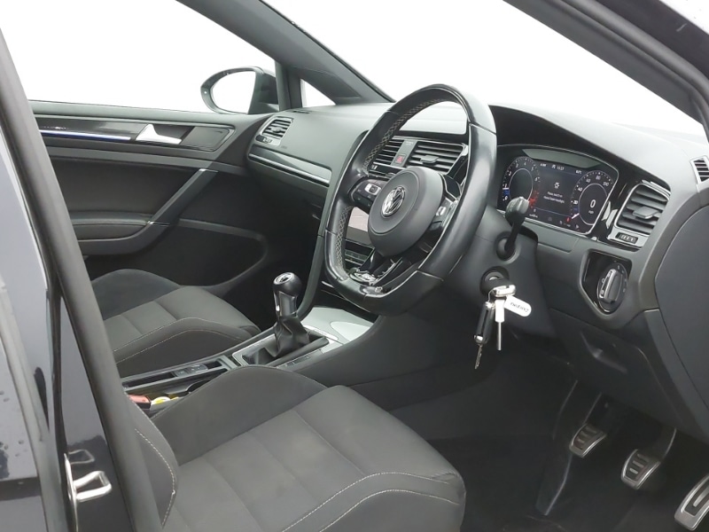 Used Volkswagen Golf 2018 for sale - 77623732: Photo 12