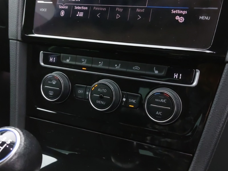 Used Volkswagen Golf 2018 for sale - 77623732: Photo 15