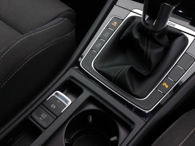 Used Volkswagen Golf 2018 for sale - 77623732: Photo 16