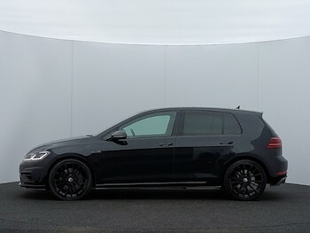 Used Volkswagen Golf 2018 for sale - 77623732: Photo