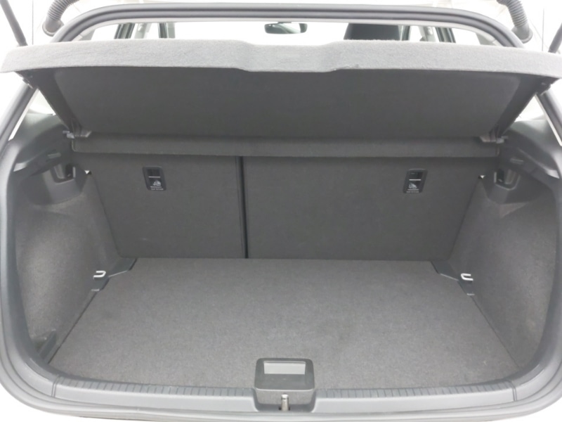 Used Volkswagen Polo 2023 for sale - 77777156: Photo 8