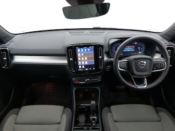 Used Volvo XC40 2023 for sale - 77223924: Photo