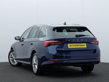 Used Skoda Octavia 2024 for sale - 77896955: Photo