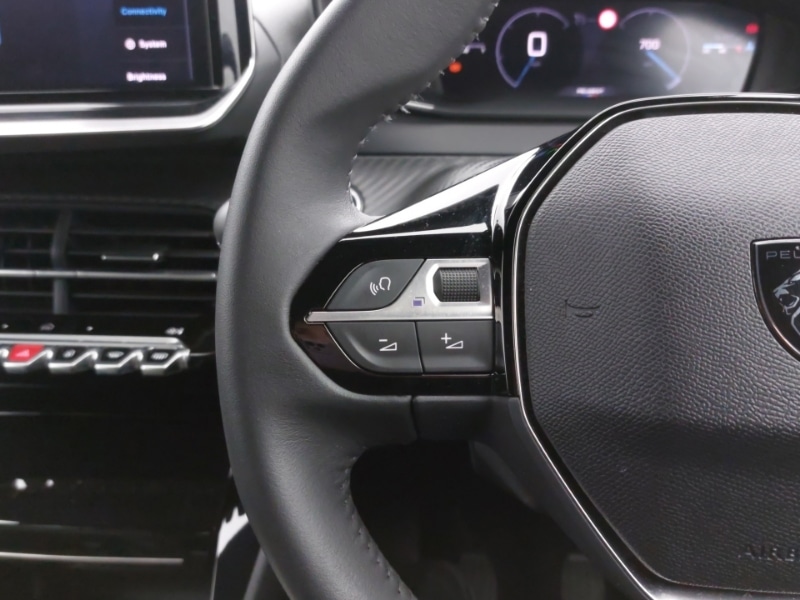 Used Peugeot 2008 2024 for sale - 78113213: Photo 17