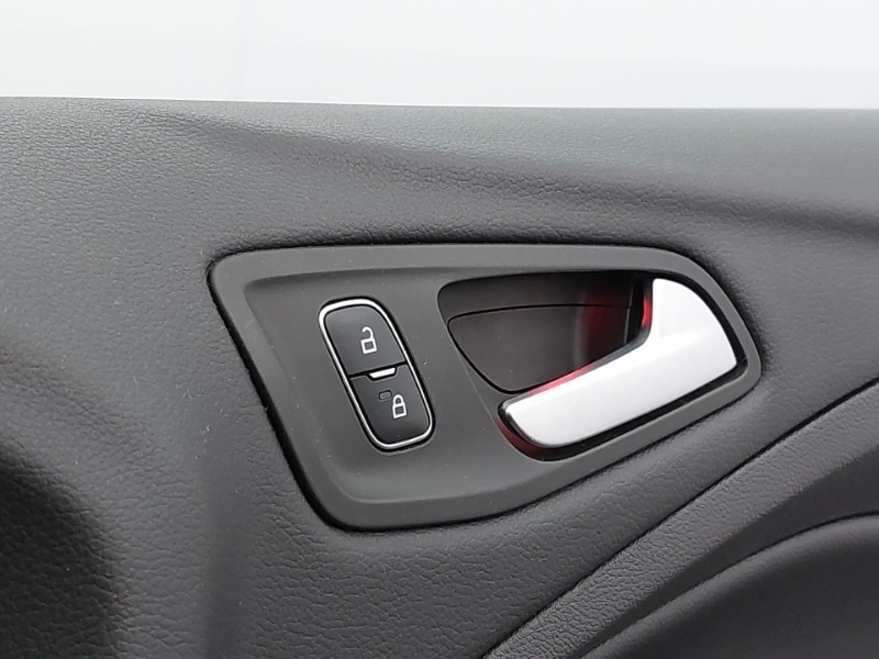 Used Ford Kuga 2018 for sale - 76560347: Photo 19