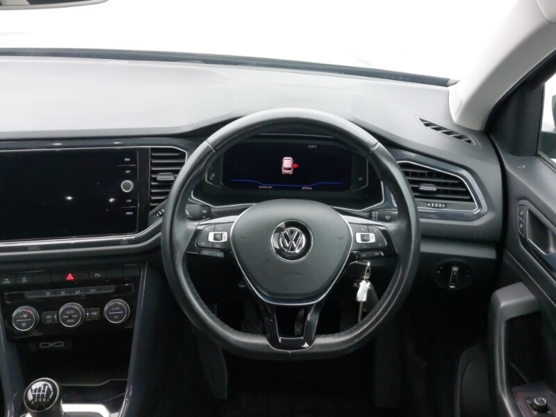 Used Volkswagen T-Roc 2018 for sale - 76589411: Photo 7