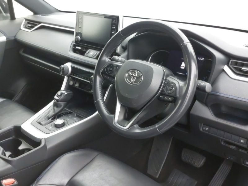 Used Toyota RAV4 2020 for sale - 76325557: Photo 12