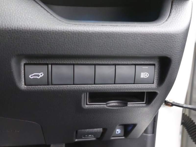 Used Toyota RAV4 2020 for sale - 76325557: Photo 19