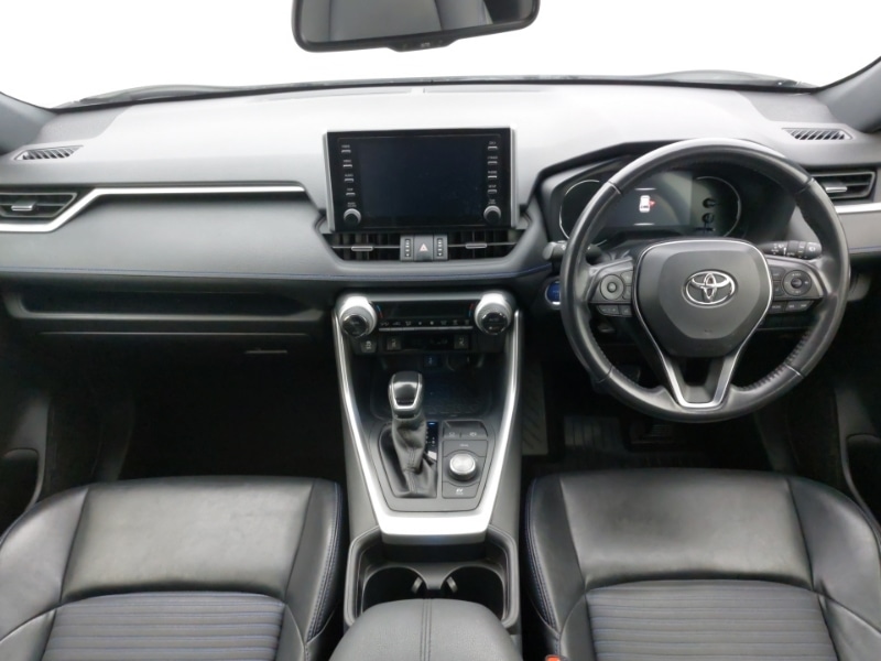 Used Toyota RAV4 2020 for sale - 76325557: Photo 2