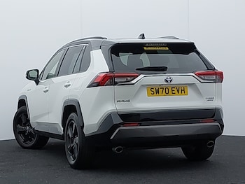 Used Toyota RAV4 2020 for sale - 76325557: Photo