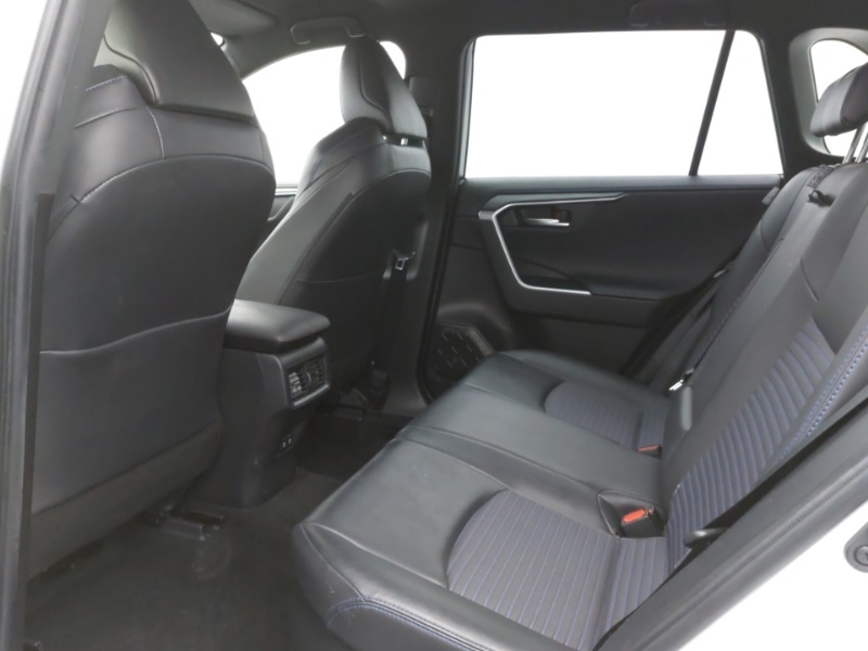 Used Toyota RAV4 2020 for sale - 76325557: Photo 6