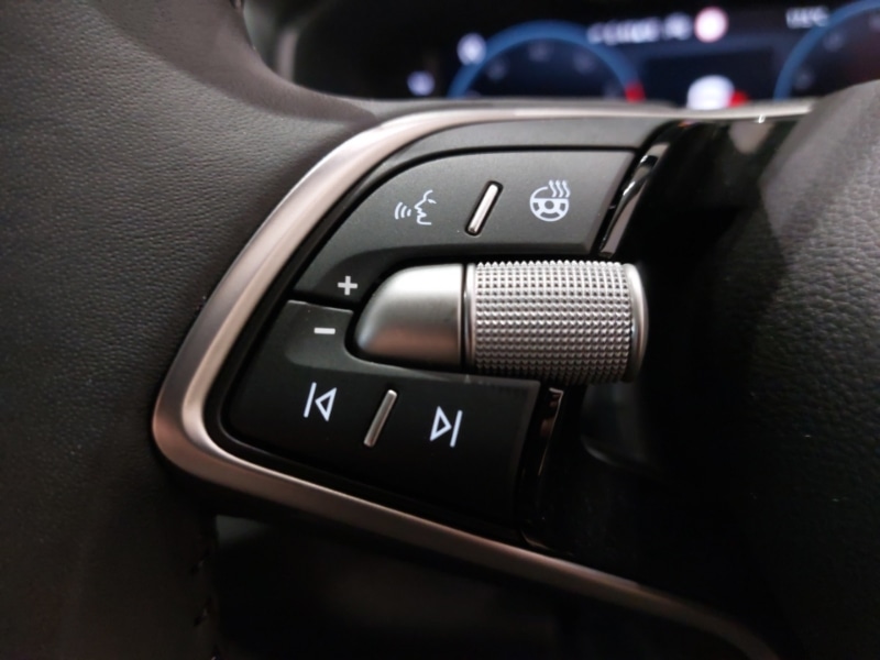 Used Skoda Karoq 2025 for sale - 76053396: Photo 13