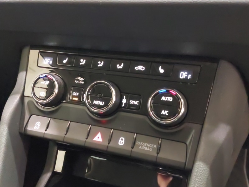 Used Skoda Karoq 2025 for sale - 76053396: Photo 15