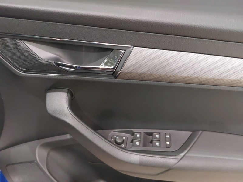 Used Skoda Karoq 2025 for sale - 76217963: Photo 10