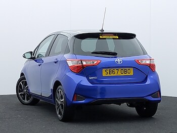 Used Toyota Yaris 2018 for sale - 77448697: Photo