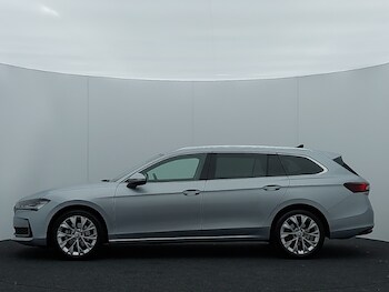 Used Skoda Superb 2024 for sale - 75780272: Photo