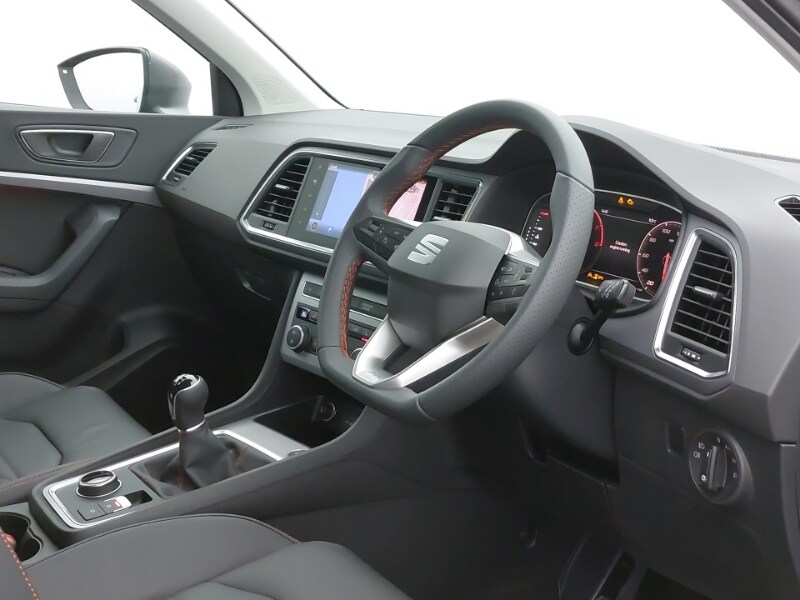 Used SEAT Ateca 2025 for sale - 76947379: Photo 12