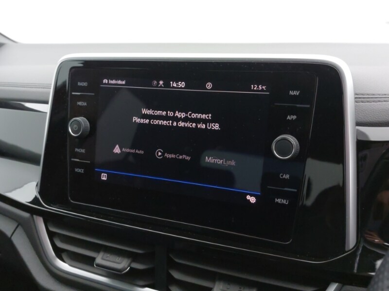 Used Volkswagen T-Roc 2022 for sale - 76683824: Photo 14