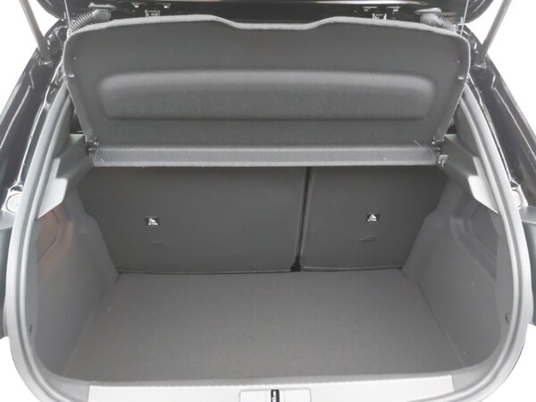 Used Peugeot 208 2025 for sale - 76208080: Photo 8