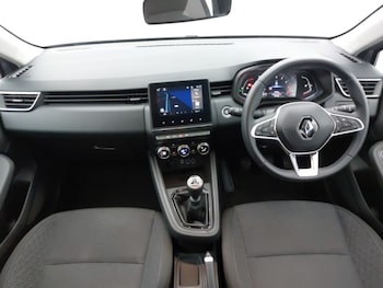Used Renault Clio 2023 for sale - 78061211: Photo