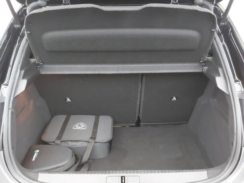 Used Peugeot 208 2024 for sale - 78054637: Photo 8