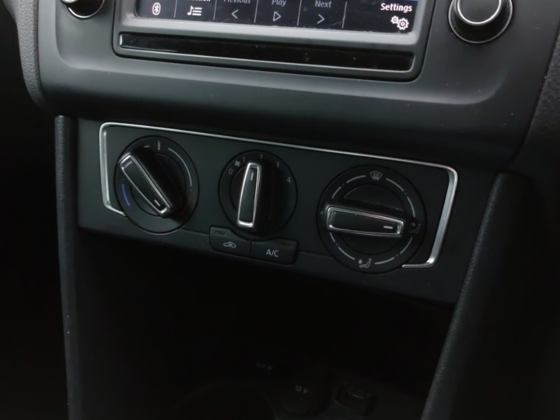 Used Volkswagen Polo 2017 for sale - 77580379: Photo 15