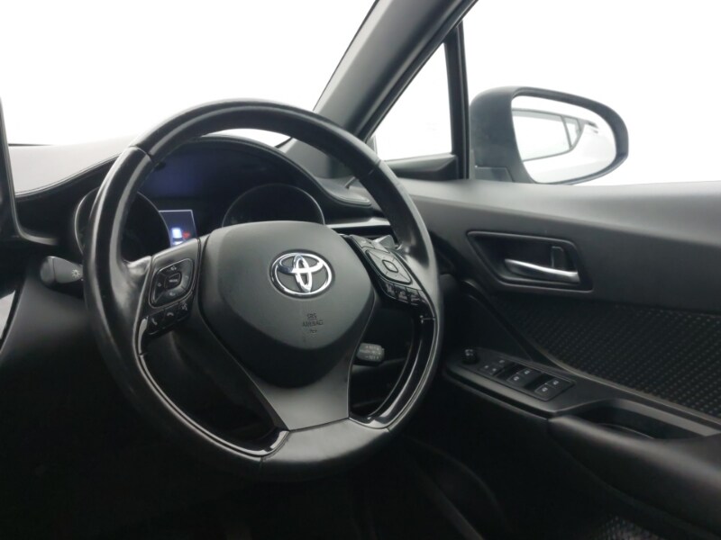 Used Toyota C-HR 2018 for sale - 78164343: Photo 10