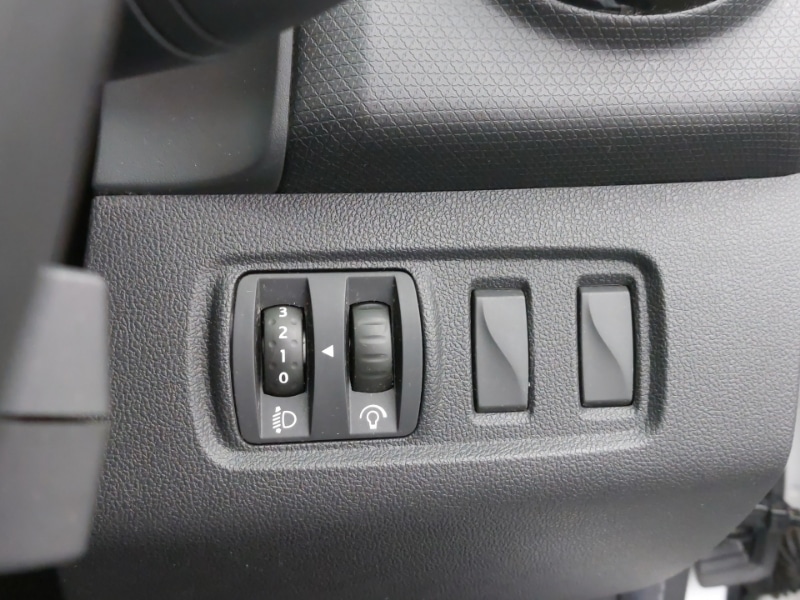 Used Renault Clio 2018 for sale - 77380152: Photo 18