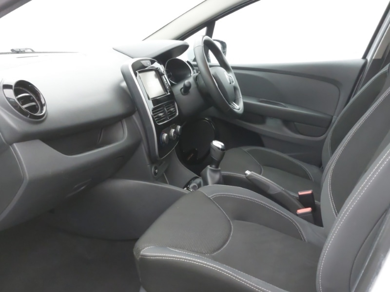 Used Renault Clio 2018 for sale - 77380152: Photo 5