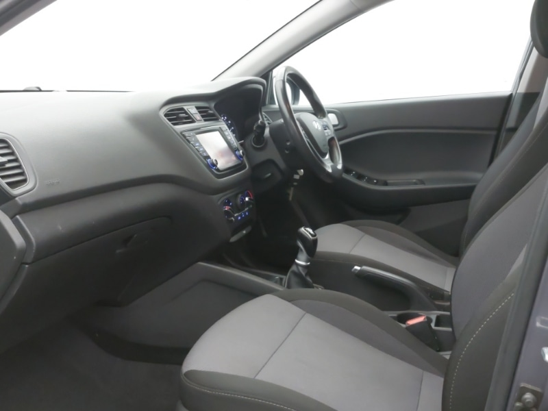 Used Hyundai i20 2016 for sale - 77816278: Photo 5