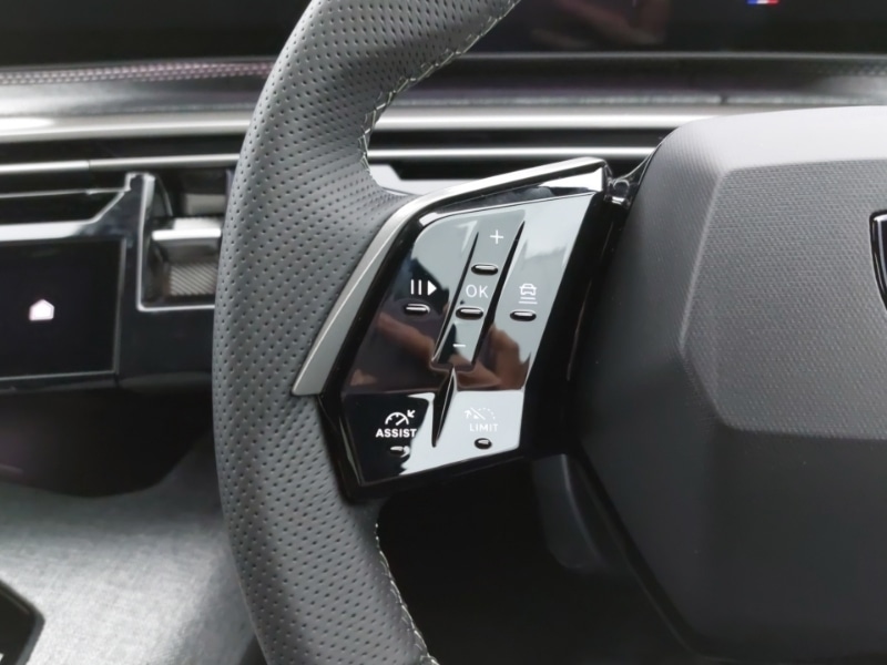 Used Peugeot 5008 2025 for sale - 76614113: Photo 17