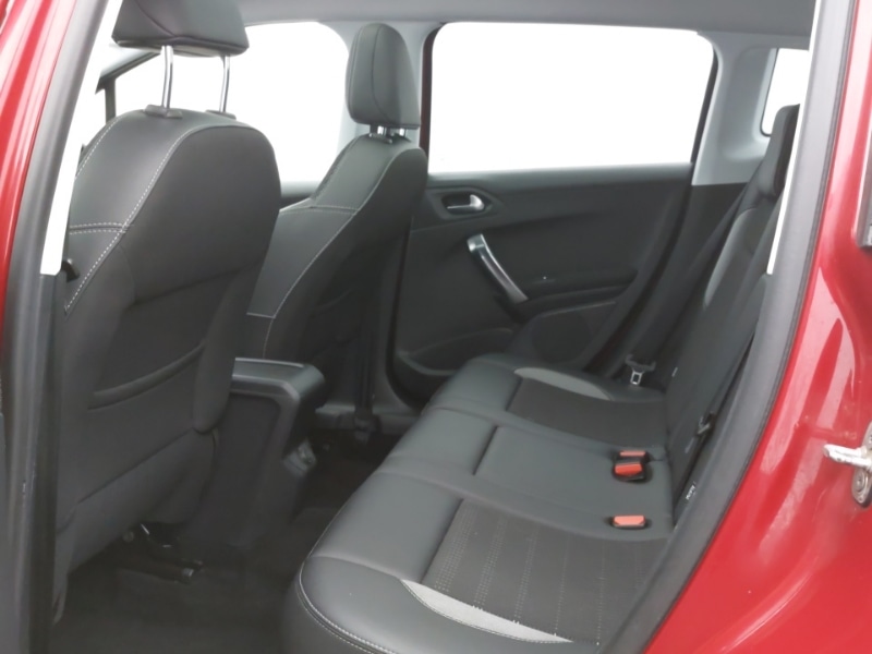 Used Peugeot 2008 2017 for sale - 77448701: Photo 6