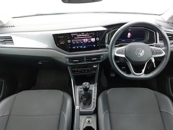 Used Volkswagen Taigo 2022 for sale - 76169605: Photo 2