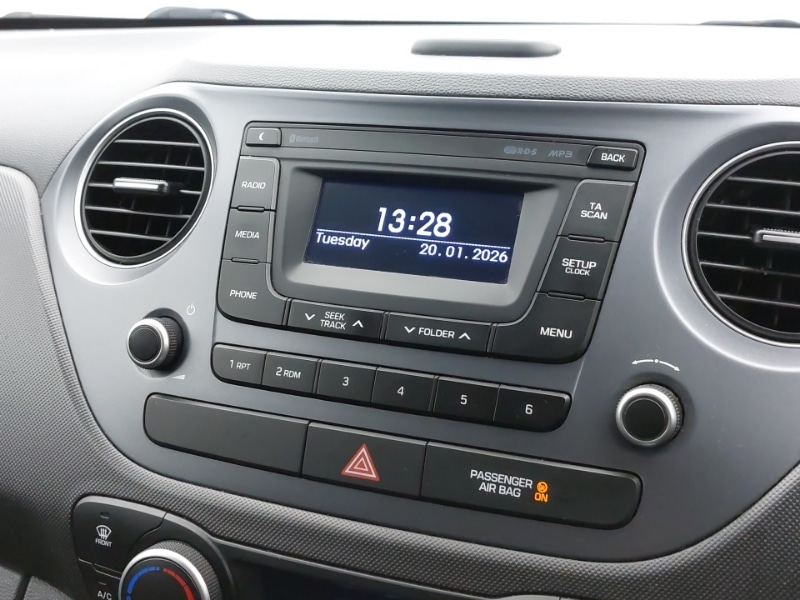 Used Hyundai i10 2018 for sale - 77418847: Photo 13