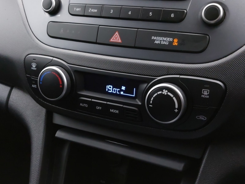 Used Hyundai i10 2018 for sale - 77418847: Photo 14