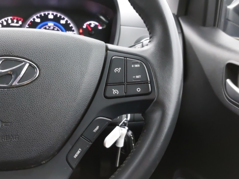 Used Hyundai i10 2018 for sale - 77418847: Photo 16