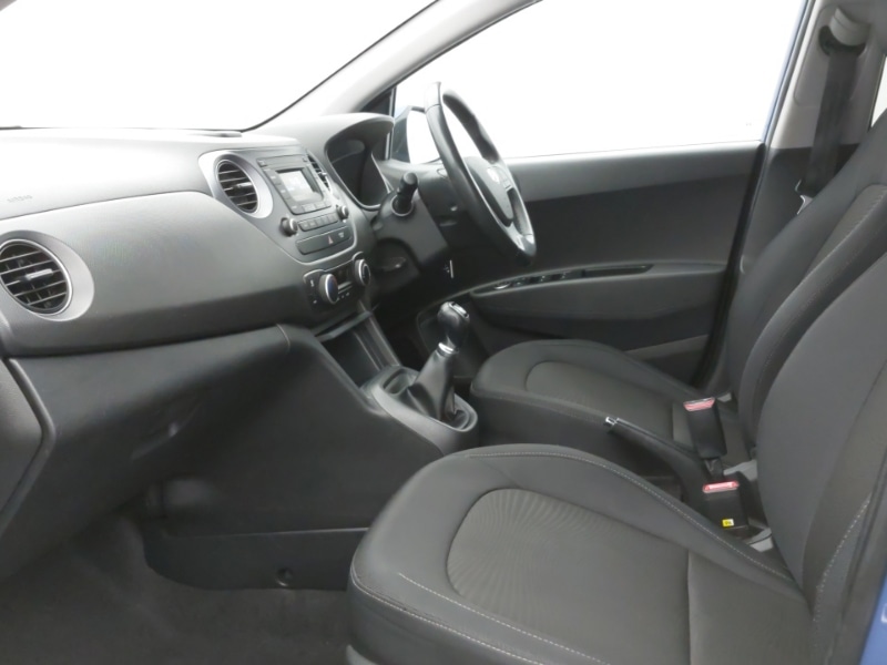 Used Hyundai i10 2018 for sale - 77418847: Photo 5