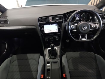 Used Volkswagen Golf 2019 for sale - 75576109: Photo