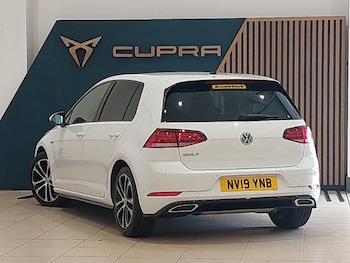 Used Volkswagen Golf 2019 for sale - 75576109: Photo