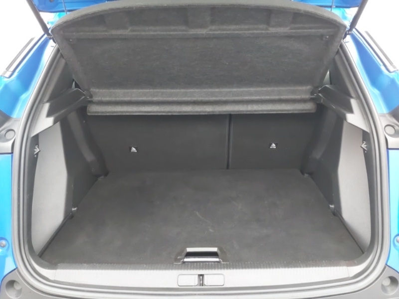 Used Peugeot 2008 2022 for sale - 76595207: Photo 8