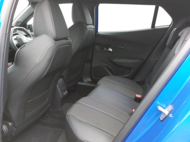 Used Peugeot 2008 2021 for sale - 77343072: Photo 6
